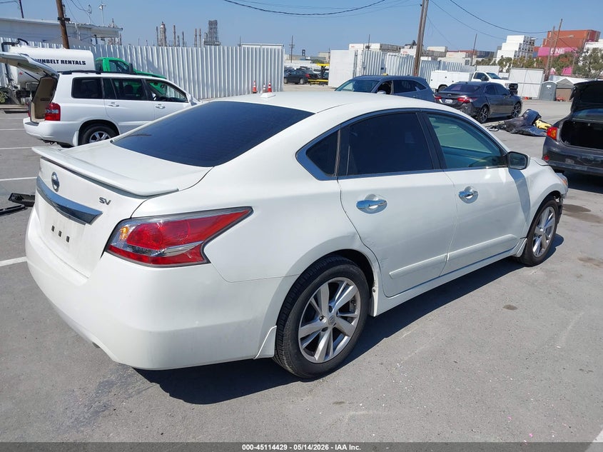 2015 Nissan Altima VIN 1N4AL3AP9FC144054 IAAI salvage auction — FRONT END, Salvage (California), sold $1,100 on 2026-07-09 (photo 4)