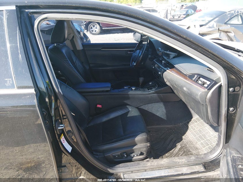 2014 Lexus ES VIN JTHBK1GGXE2099190 IAAI salvage auction — NORMAL WEAR, Salvage (Texas), sold $2,775 on 2026-07-13 (photo 5)