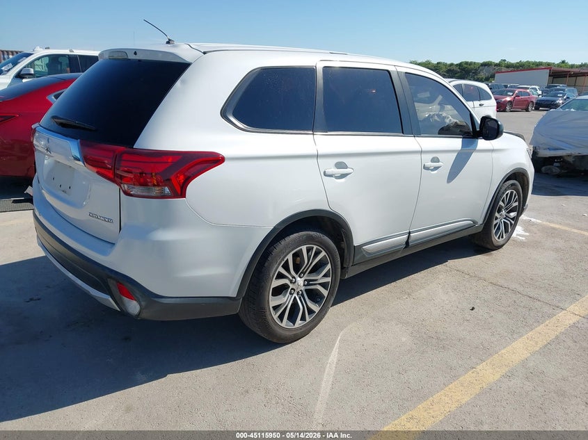 2016 Mitsubishi Outlander VIN JA4AD2A30GZ032055 IAAI salvage auction — FRONT END, Salvage (Texas), sold $1,150 on 2026-07-24 (photo 4)