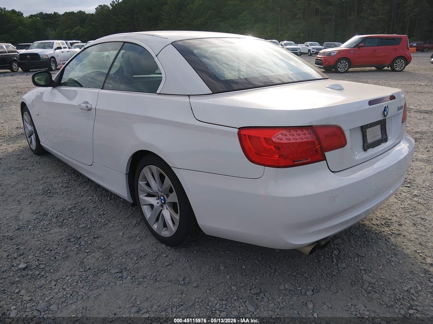 2011 BMW 3 series VIN WBADW3C59BE537669 IAAI salvage auction — NORMAL WEAR, Clear (Georgia), sold $1,300 on 2026-07-20 (photo 3)