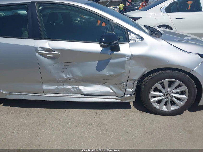 2026 Toyota Corolla VIN JTND4MBEXT3257803 IAAI salvage auction — RIGHT SIDE, Salvage (California), sold $6,600 on 2026-07-29 (photo 6)