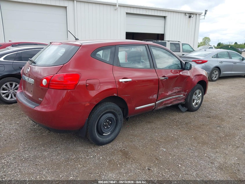 2014 Nissan Rogue VIN JN8AS5MV5EW700588 IAAI salvage auction — RIGHT SIDE, Salvage (Illinois), sold $375 on 2026-07-22 (photo 4)
