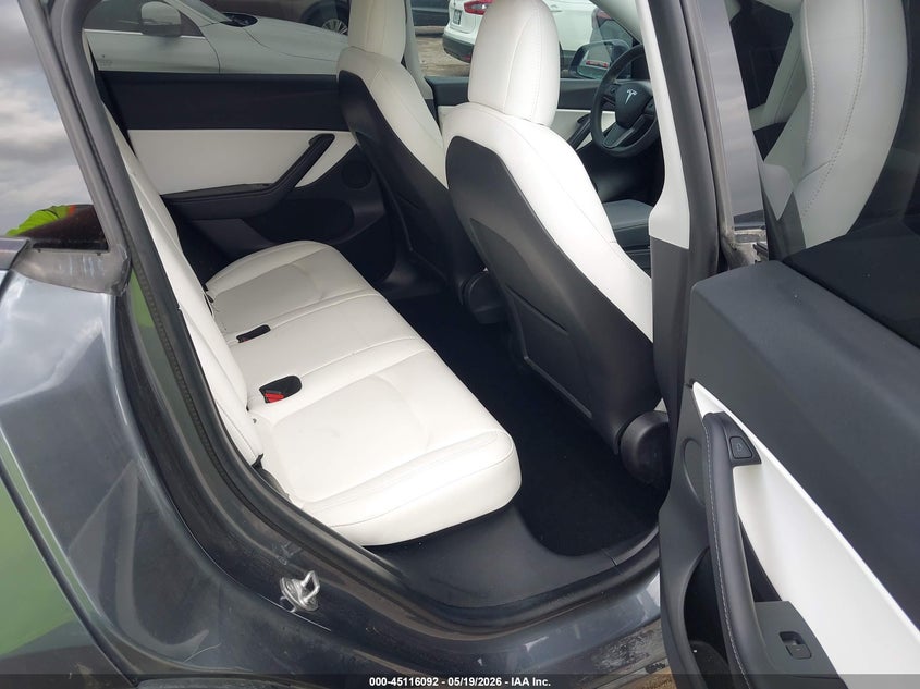 2021 Tesla Model y VIN 5YJYGDED6MF123312 IAAI salvage auction — SIDE, Salvage (Texas), sold $8,800 on 2026-07-31 (photo 8)