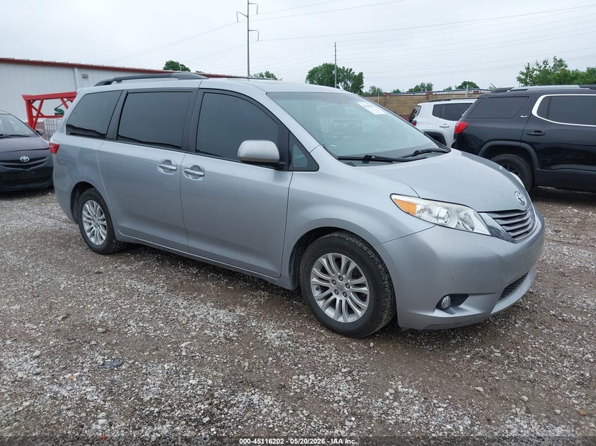 2015 Toyota Sienna VIN 5TDYK3DC9FS656724 IAAI salvage auction — HAIL, Clear (Missouri), sold $4,650 on 2026-07-06 (photo 1)
