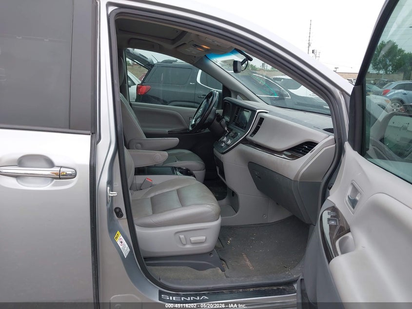 2015 Toyota Sienna VIN 5TDYK3DC9FS656724 IAAI salvage auction — HAIL, Clear (Missouri), sold $4,650 on 2026-07-06 (photo 5)