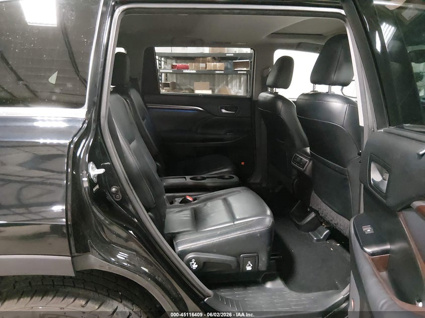 2014 Toyota Highlander VIN 5TDDKRFH0ES029404 IAAI salvage auction — FRONT END, Regular Certificate (Iowa), sold $7,300 on 2026-07-30 (photo 8)