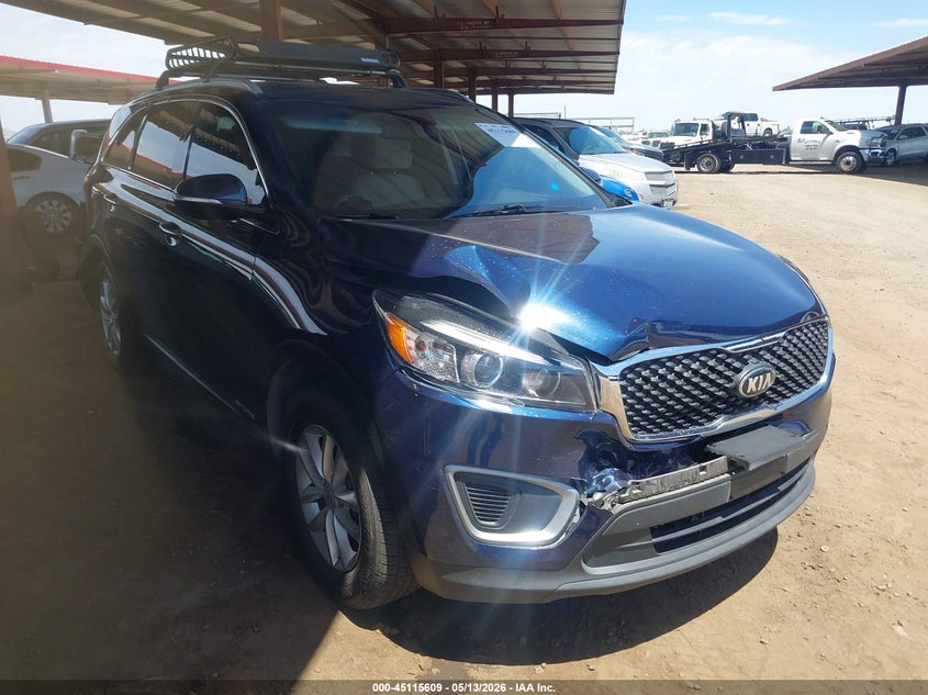 2017 Kia Sorento VIN 5XYPGDA51HG334135 IAAI salvage auction — FRONT & REAR, Salvage (Arizona), sold $3,550 on 2026-07-07 (photo 1)