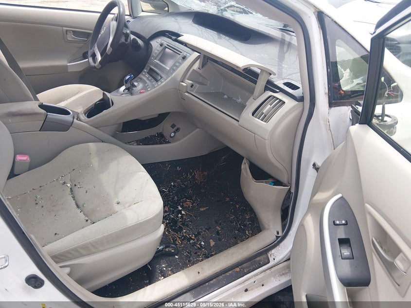 2012 Toyota Prius VIN JTDKN3DU2C5398246 IAAI salvage auction — ROLLOVER, Salvage (West Virginia), sold $1,800 on 2026-07-16 (photo 5)