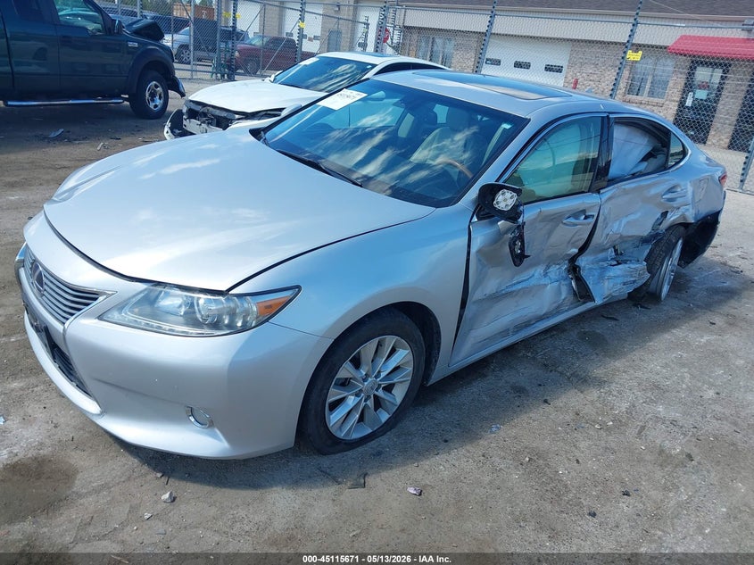 2013 Lexus VIN JTHBW1GG5D2027400 IAAI salvage auction — LEFT SIDE, Junk Bill Of Sale Mv2459 (Wisconsin), sold $1,650 on 2026-07-07 (photo 2)