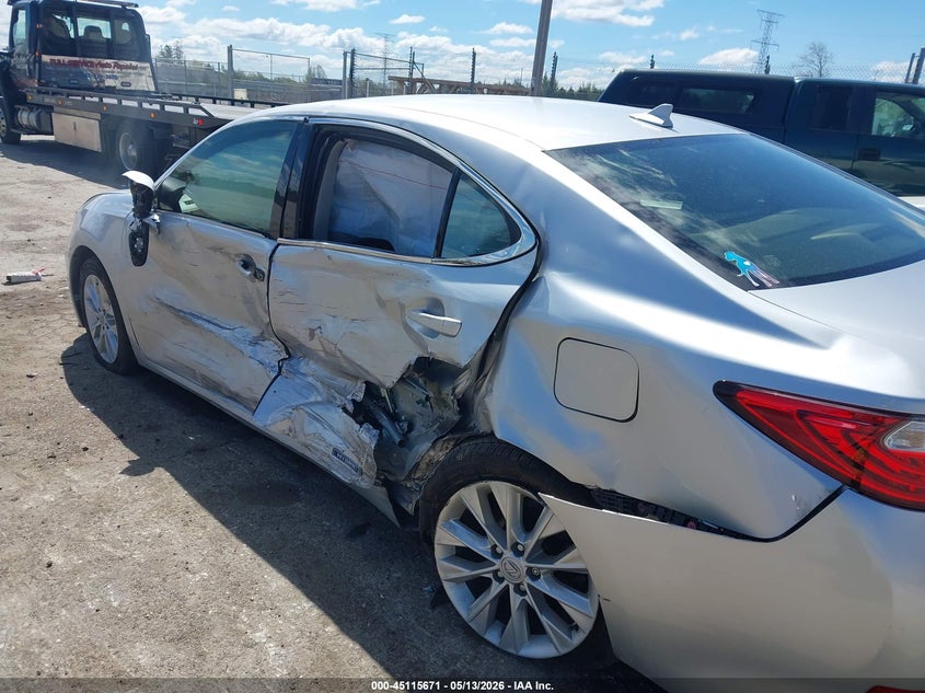 2013 Lexus VIN JTHBW1GG5D2027400 IAAI salvage auction — LEFT SIDE, Junk Bill Of Sale Mv2459 (Wisconsin), sold $1,650 on 2026-07-07 (photo 6)