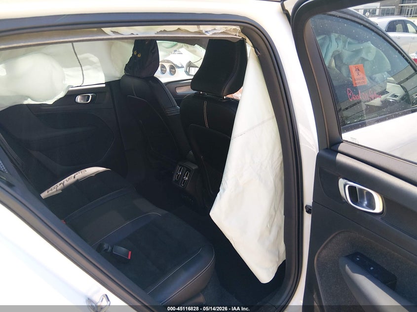 2022 Volvo Xc40 VIN YV4162UM6N2648625 IAAI salvage auction — BIO HAZARD, Salvage (Texas), sold $6,700 on 2026-07-28 (photo 8)