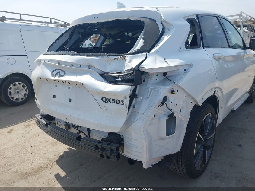 2023 Infiniti Qx50 VIN 3PCAJ5FBXPF113926 IAAI salvage auction — REAR END, Salvage Title, sold $7,000 on 2026-07-29 (photo 6)