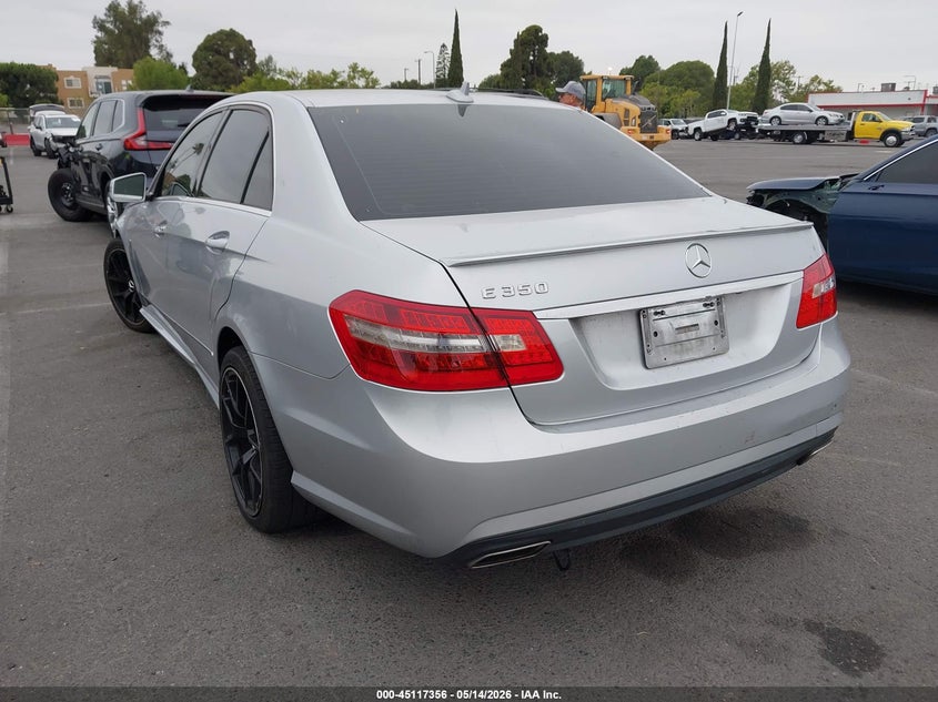 2012 Mercedes-benz E-klasse VIN WDDHF5KB2CA565058 IAAI salvage auction — NORMAL WEAR, Salvage (California), sold $1,200 on 2026-07-30 (photo 3)