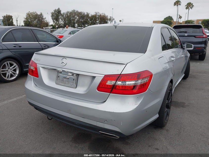 2012 Mercedes-benz E-klasse VIN WDDHF5KB2CA565058 IAAI salvage auction — NORMAL WEAR, Salvage (California), sold $1,200 on 2026-07-30 (photo 4)