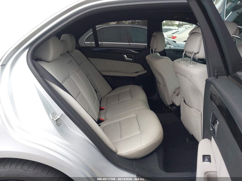2012 Mercedes-benz E-klasse VIN WDDHF5KB2CA565058 IAAI salvage auction — NORMAL WEAR, Salvage (California), sold $1,200 on 2026-07-30 (photo 8)