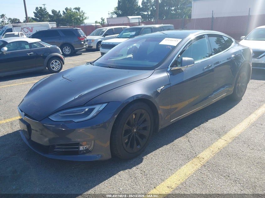 2018 Tesla Model s VIN 5YJSA1E27JF247833 IAAI salvage auction — SIDE, Salvage (California), sold $7,200 on 2026-07-16 (photo 2)