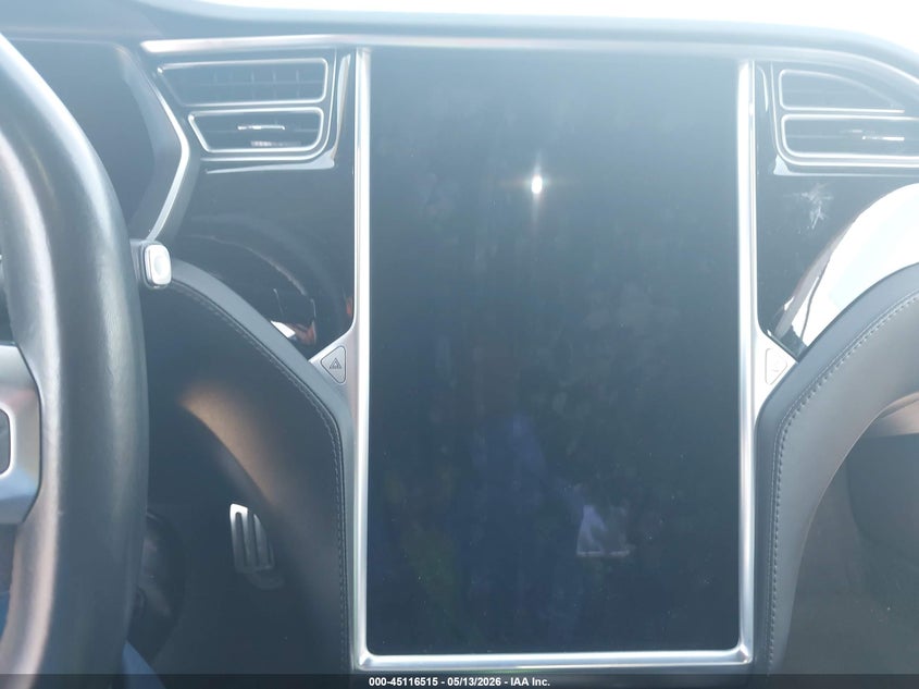 2018 Tesla Model s VIN 5YJSA1E27JF247833 IAAI salvage auction — SIDE, Salvage (California), sold $7,200 on 2026-07-16 (photo 7)