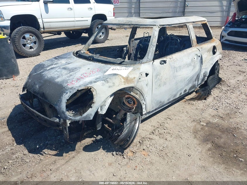 2008 Mini Cooper VIN WMWMF33588TT63131 IAAI salvage auction — TOTAL BURN, Salvage (Alabama), sold $25 on 2026-08-11 (photo 2)