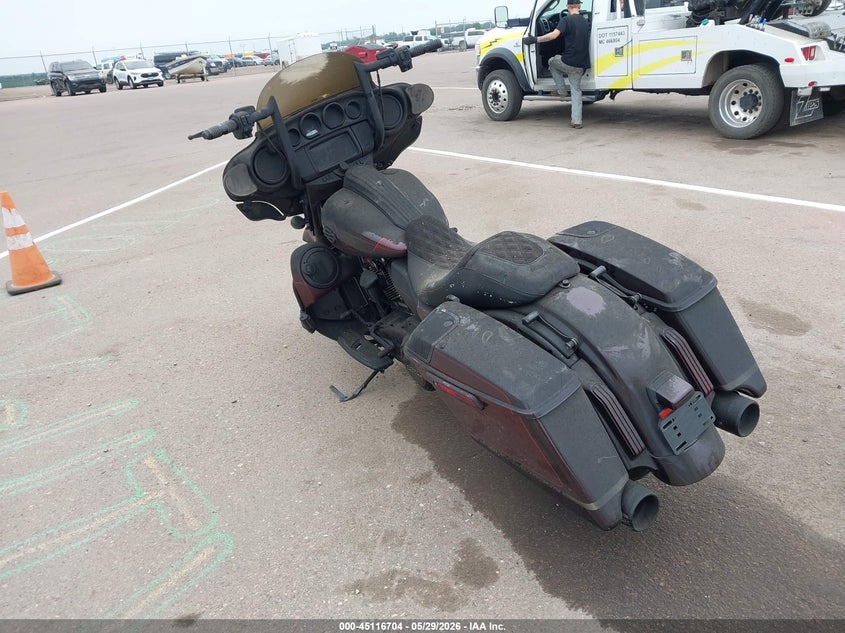 2019 Harley-davidson Street glide VIN 1HD1PXL19KB952384 IAAI salvage auction — TOTAL BURN, Regular (South Dakota), sold $9,800 on 2026-07-21 (photo 3)