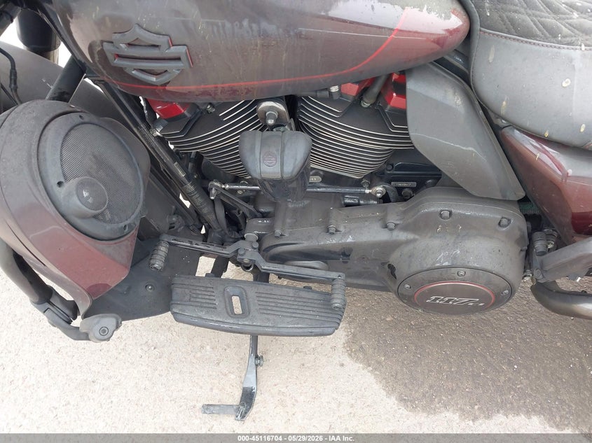 2019 Harley-davidson Street glide VIN 1HD1PXL19KB952384 IAAI salvage auction — TOTAL BURN, Regular (South Dakota), sold $9,800 on 2026-07-21 (photo 9)
