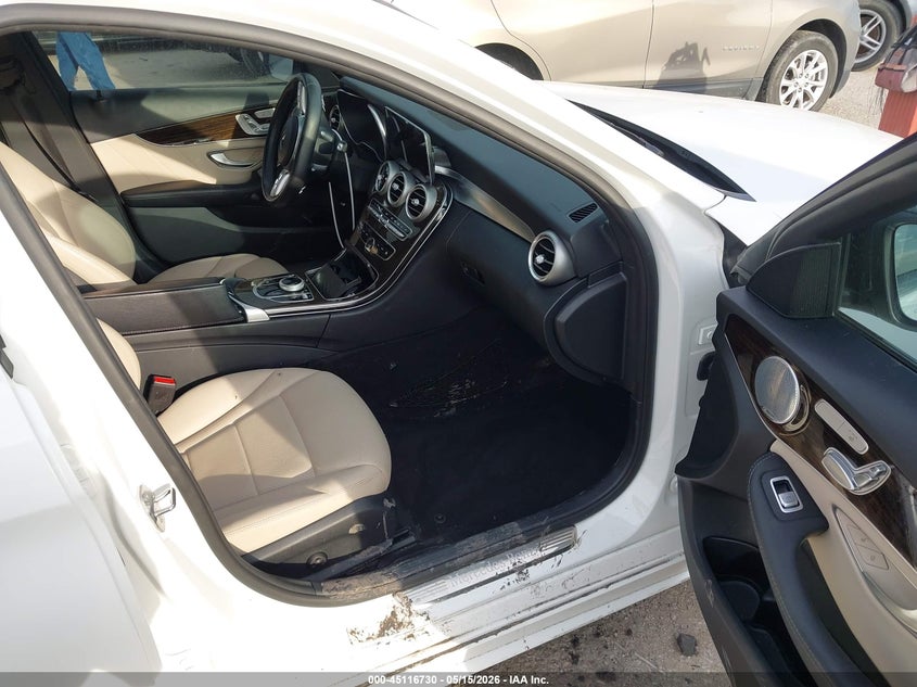 2020 Mercedes-benz C-klasse VIN 55SWF8EBXLU326247 IAAI salvage auction — WATER/FLOOD, Salvage (Texas), sold $4,950 on 2026-07-24 (photo 5)
