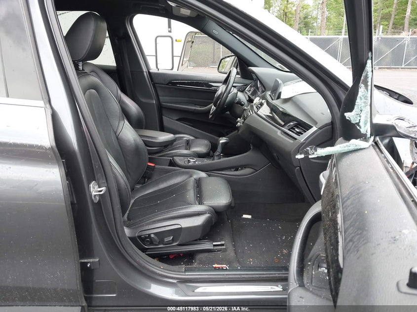2018 BMW X1 VIN WBXHT3C33J5K27627 IAAI salvage auction — RIGHT SIDE, Mv-907A (New York), sold $875 on 2026-07-30 (photo 5)