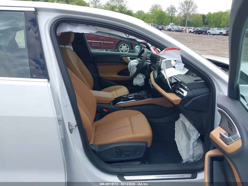 2025 Audi A5 VIN WAU2BCFU6SN069096 IAAI salvage auction — FRONT END, Salvage (New Jersey), sold $11,700 on 2026-08-20 (photo 5)