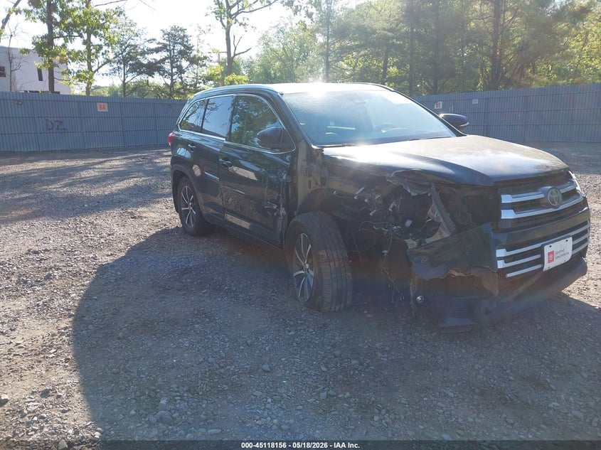 2017 Toyota Highlander VIN 5TDJZRFHXHS421793 IAAI salvage auction — RIGHT FRONT, Salvage (Idaho), sold $7,700 on 2026-07-22 (photo 6)
