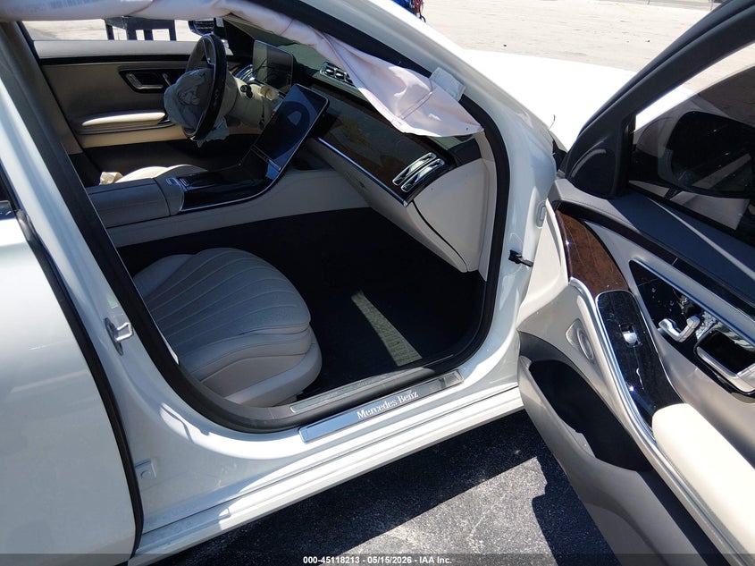 2023 Mercedes-benz S-klasse VIN W1K6G7GB6PA238290 IAAI salvage auction — FRONT END, Certificate Of Destruction (Florida), sold $25,800 on 2026-07-09 (photo 5)