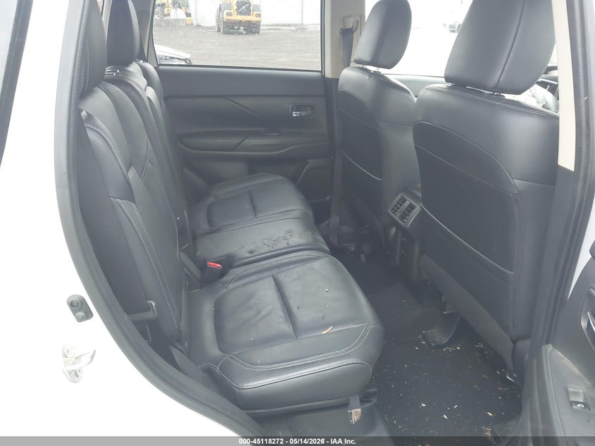 2020 Mitsubishi Outlander VIN JA4AZ3A30LZ029738 IAAI salvage auction — FRONT END, Salvage (Pennsylvania), sold $2,700 on 2026-07-17 (photo 8)