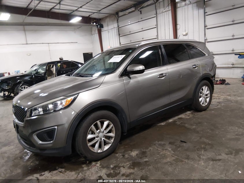 2018 Kia Sorento VIN 5XYPG4A52JG387433 IAAI salvage auction — REAR END, Salvage (Iowa), sold $3,875 on 2026-07-07 (photo 2)