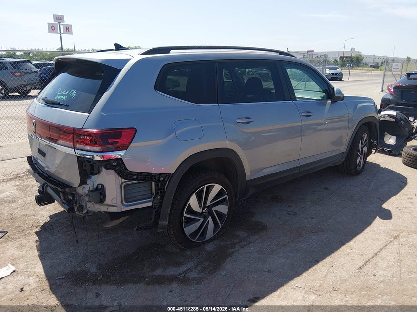 2024 Volkswagen Atlas VIN 1V2WR2CA7RC519699 IAAI salvage auction — FRONT & REAR, Salvage Title, sold $11,100 on 2026-08-24 (photo 4)