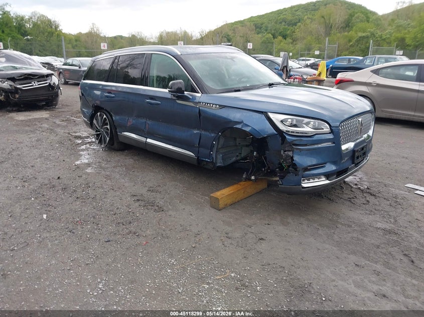 2020 Lincoln Aviator VIN 5LM5J7XC6LGL06071 IAAI salvage auction — SIDE, Salvage (Virginia), sold $7,000 on 2026-07-28 (photo 1)