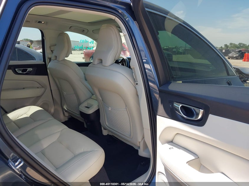 2020 Volvo Xc60 VIN YV4102DK2L1582738 IAAI salvage auction — FRONT END, Salvage (Texas), sold $7,500 on 2026-07-14 (photo 8)