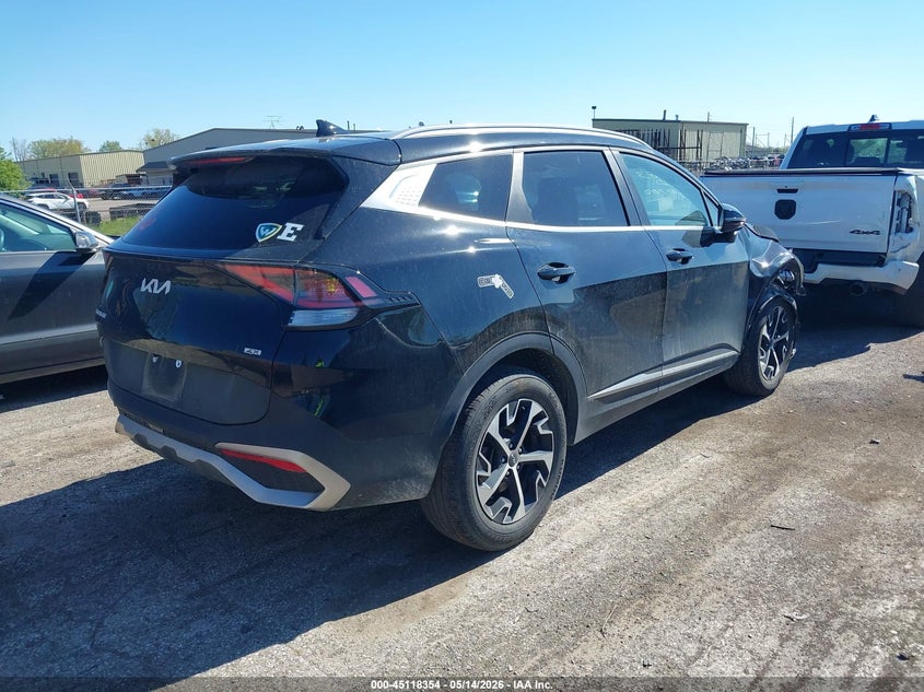 2023 Kia Sportage VIN 5XYK3CAF1PG007810 IAAI salvage auction — RIGHT FRONT, Scrap (Michigan), sold $25 on 2026-07-30 (photo 4)