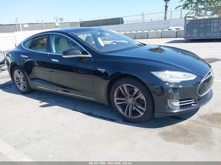 2013 Tesla Model s VIN 5YJSA1CPXDFP24967 IAAI salvage auction — FRONT END, Clear (Montana), sold $2,800 on 2026-07-22 (photo 1)