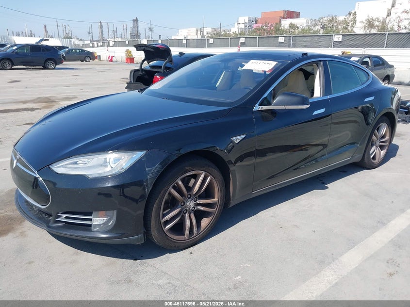 2013 Tesla Model s VIN 5YJSA1CPXDFP24967 IAAI salvage auction — FRONT END, Clear (Montana), sold $2,800 on 2026-07-22 (photo 2)