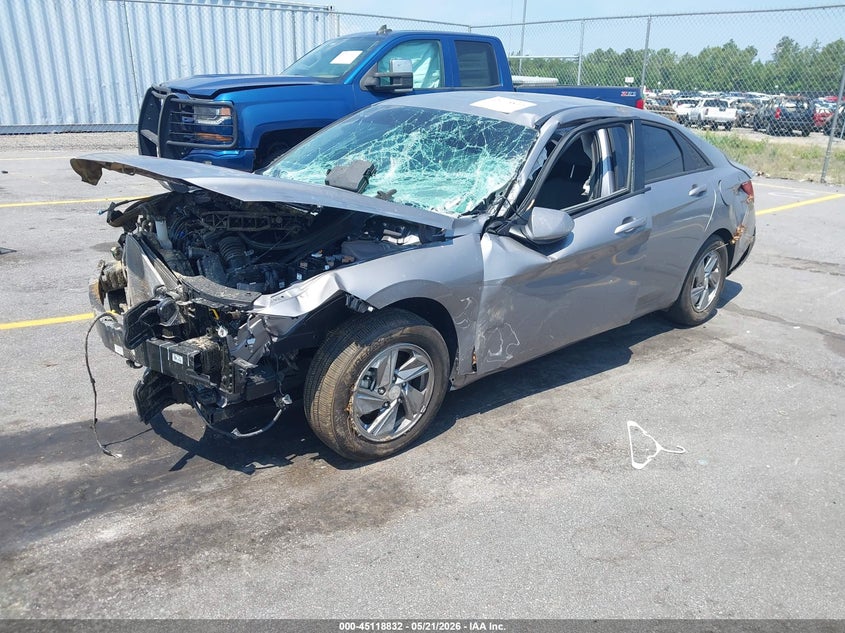2025 Hyundai Elantra VIN KMHLL4DG1SU910380 IAAI salvage auction — ROLLOVER, Salvage (South Carolina), sold $775 on 2026-07-29 (photo 2)