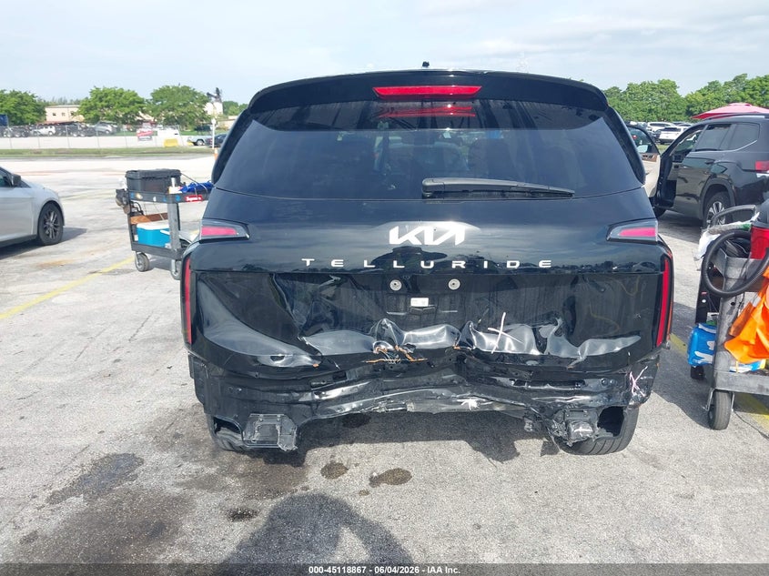 2023 Kia Telluride VIN 5XYP34GC6PG402896 IAAI salvage auction — REAR END, Wait Title, sold $11,400 on 2026-10-15 (photo 6)