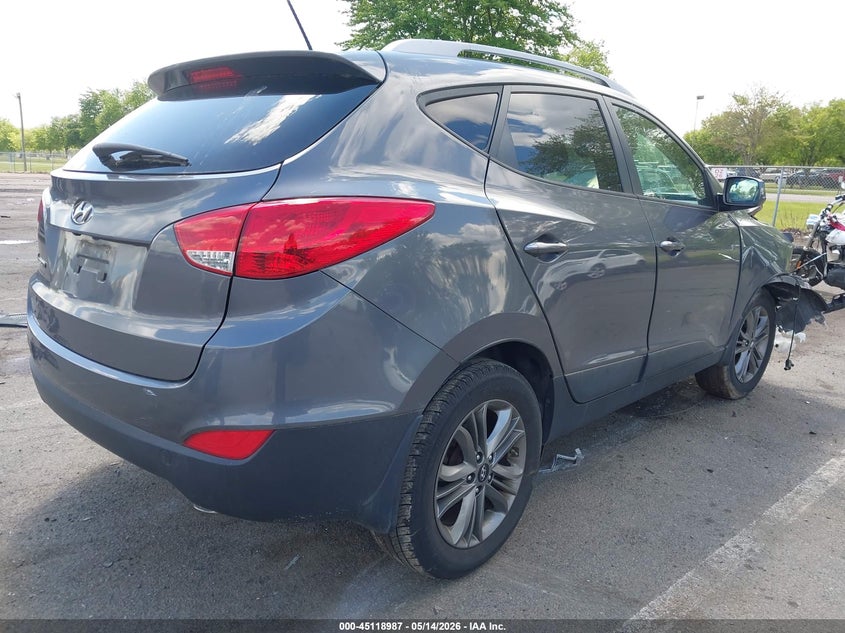 2015 Hyundai Tucson VIN KM8JU3AG3FU954406 IAAI salvage auction — FRONT & REAR, Salvage (New Jersey), sold $1,325 on 2026-07-06 (photo 4)