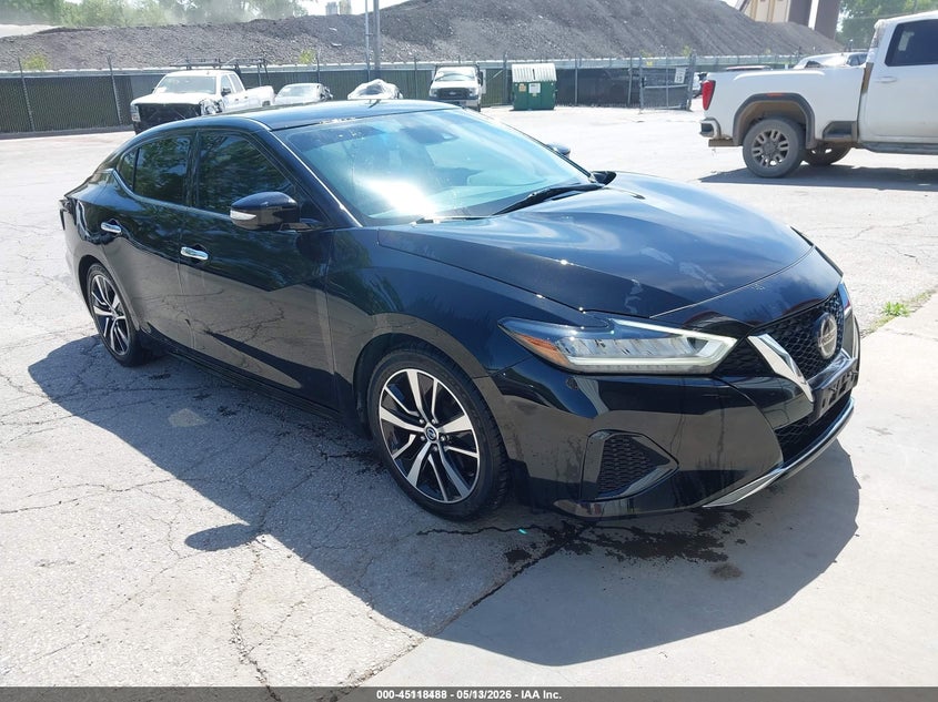 2021 Nissan Maxima VIN 1N4AA6CV9MC514693 IAAI salvage auction — FRONT & REAR, Sf97 (Kansas), sold $15,900 on 2026-07-09 (photo 1)