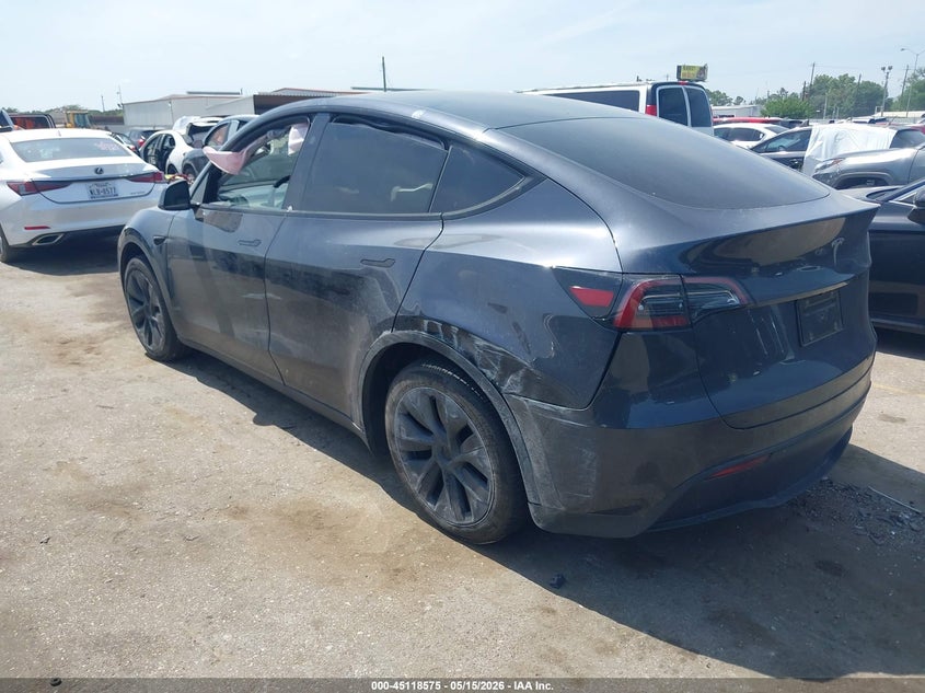2025 Tesla Model y VIN 7SAYGDED5SA347359 IAAI salvage auction — REAR END, Original (Texas), sold $12,750 on 2026-07-30 (photo 3)