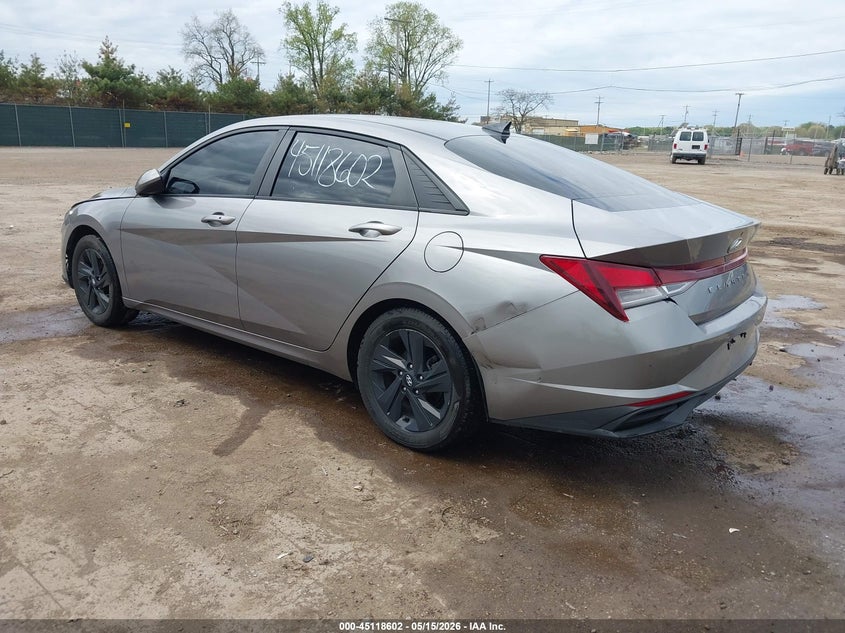 2021 Hyundai Elantra VIN KMHLM4AG9MU069977 IAAI salvage auction — RIGHT SIDE, Salvage (Indiana), sold $3,150 on 2026-07-07 (photo 3)