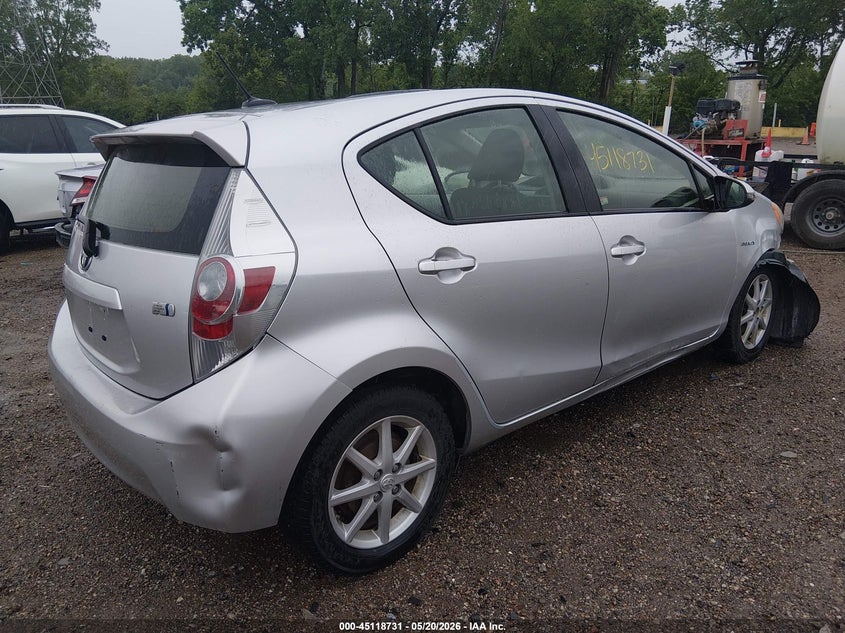 2013 Toyota Prius c VIN JTDKDTB30D1051004 IAAI salvage auction — FRONT END, Clear (Indiana), sold $775 on 2026-07-16 (photo 4)