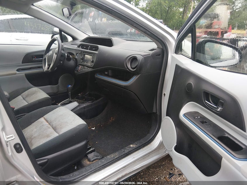 2013 Toyota Prius c VIN JTDKDTB30D1051004 IAAI salvage auction — FRONT END, Clear (Indiana), sold $775 on 2026-07-16 (photo 5)