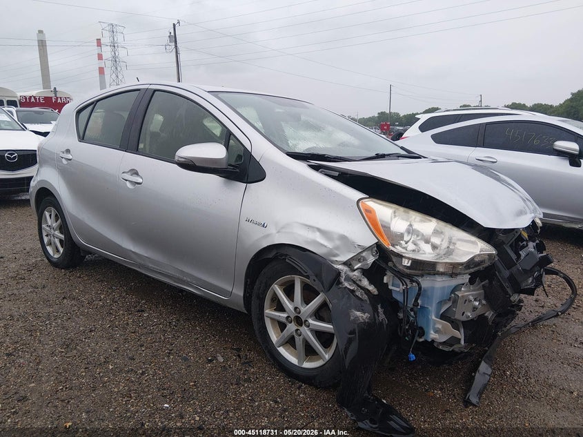 2013 Toyota Prius c VIN JTDKDTB30D1051004 IAAI salvage auction — FRONT END, Clear (Indiana), sold $775 on 2026-07-16 (photo 6)