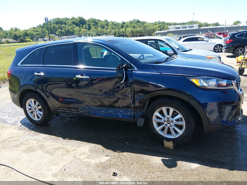 2019 Kia Sorento VIN 5XYPG4A37KG498303 IAAI salvage auction — RIGHT SIDE, Salvage (Missouri), sold $2,700 on 2026-07-07 (photo 6)