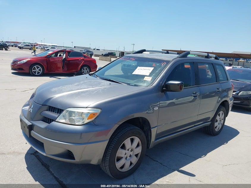 2005 Mitsubishi Outlander VIN JA4LX31F85U023632 IAAI salvage auction — REAR END, Original (Texas), sold $800 on 2026-07-16 (photo 2)