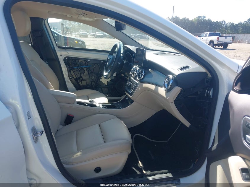 2019 Mercedes-benz Gla-klasse VIN WDCTG4EB6KU013612 IAAI salvage auction — LEFT SIDE, Salvage (Georgia), sold $6,200 on 2026-07-10 (photo 5)