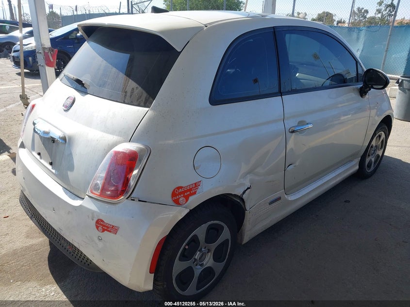 2017 Fiat VIN 3C3CFFGE6HT502921 IAAI salvage auction — SIDE, Salvage (California), sold $775 on 2026-07-29 (photo 4)